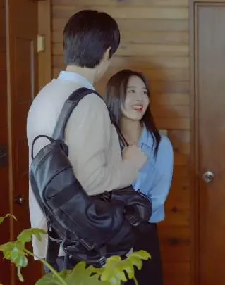 《我的三个妹妹》：平凡生活中的温情与羁绊，触动你心
